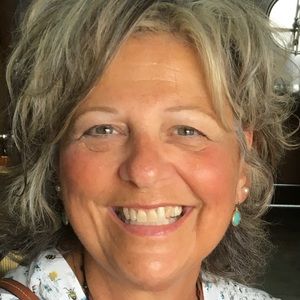 Meet your Posher, Karen g